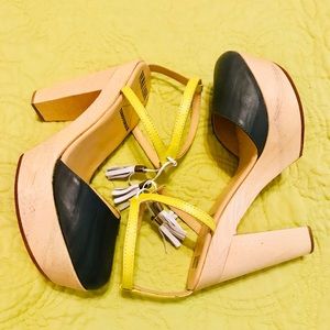 NWOT- VenaCava Platforms